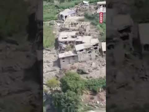 Afganistan’da meydana gelen depremde 1400 kişinin hayatını kaybettiği bölge havadan görüntülendi