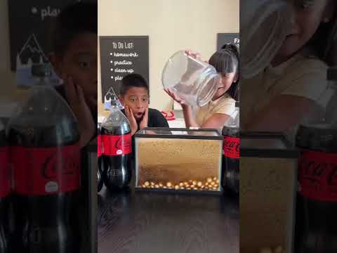 Kids Make Coke & Mentos Volcano In FishTank🌋😱 #shorts