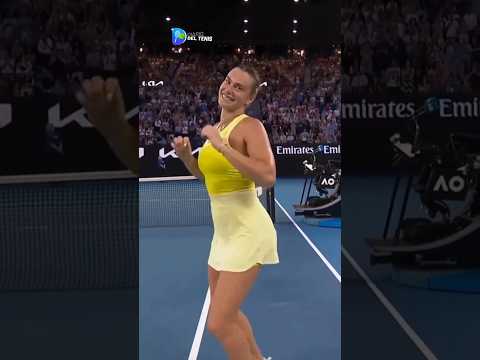 Aryna Sabalenka 🇧🇾, a puro baile dentro y fuera de la cancha (📹 @royalcourtclub)
