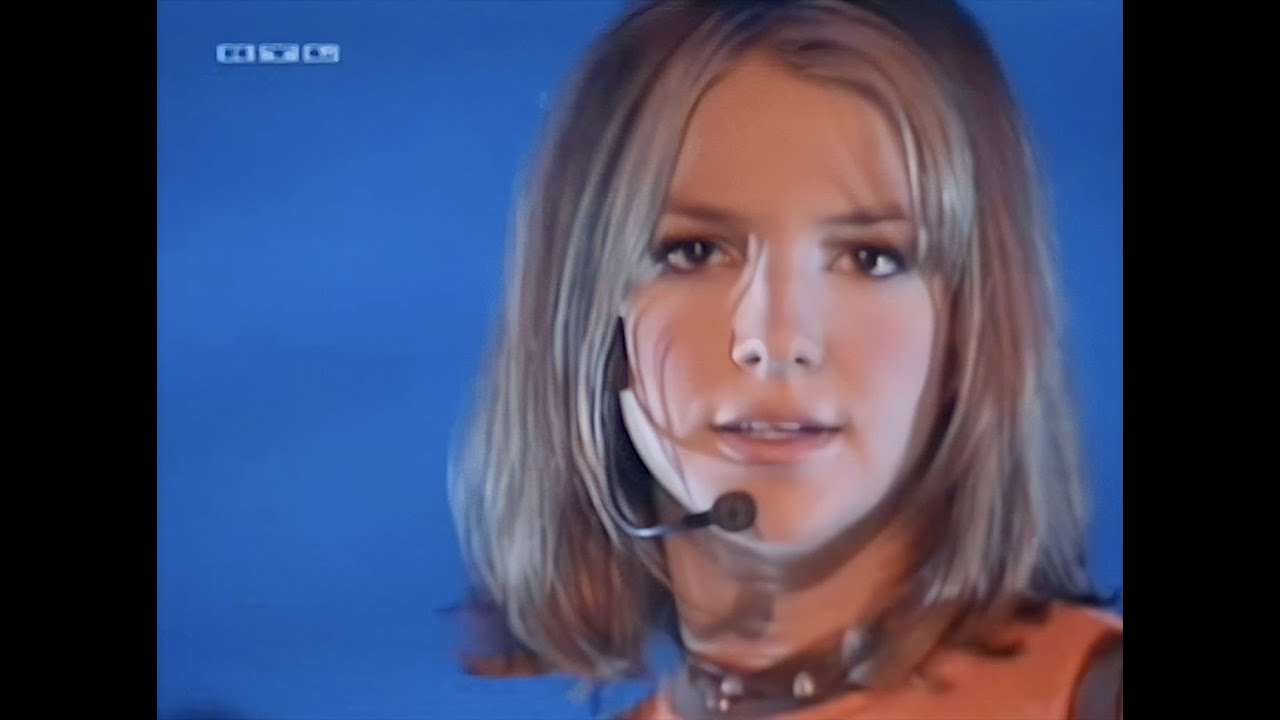 Britney Spears - Born To Make You Happy (1999) 🎶