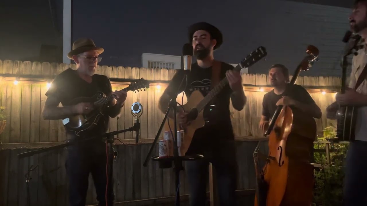 Wilson Thicket Performs 'And She Was' Live in Toledo 🎶