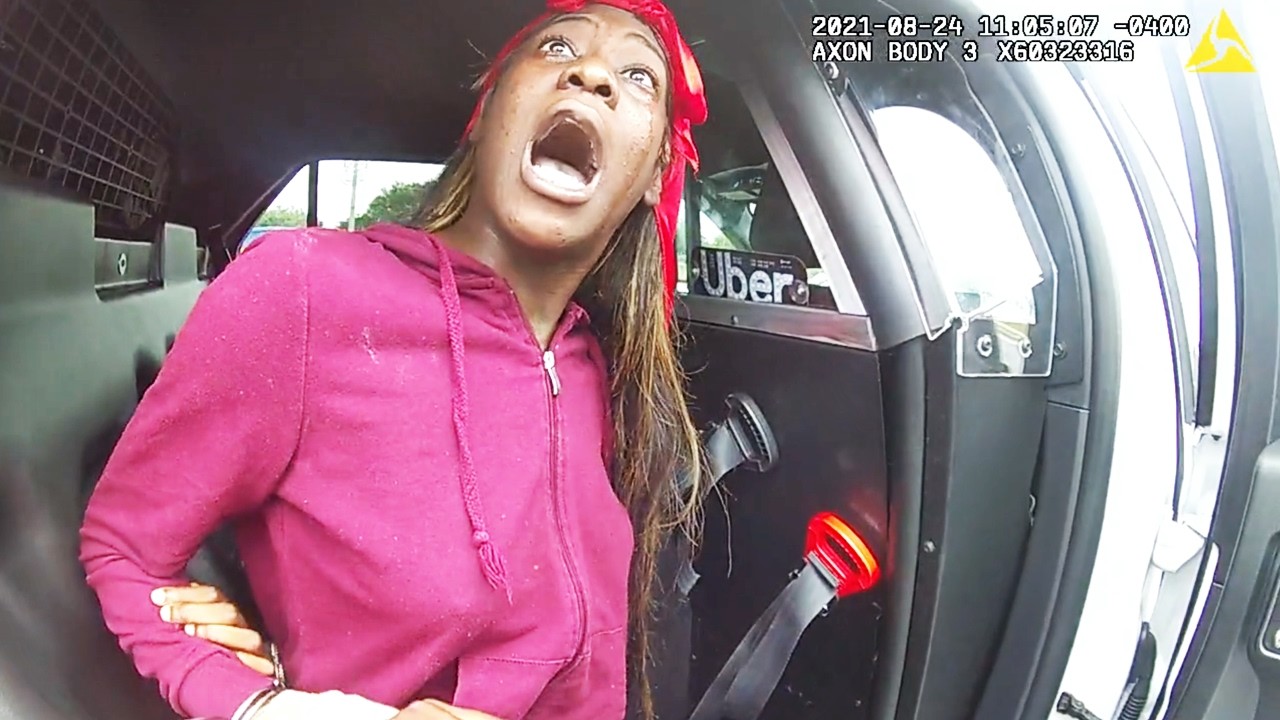 Woman Claims She Can Drive Without a License, Gets a Harsh Reality Check 🚓