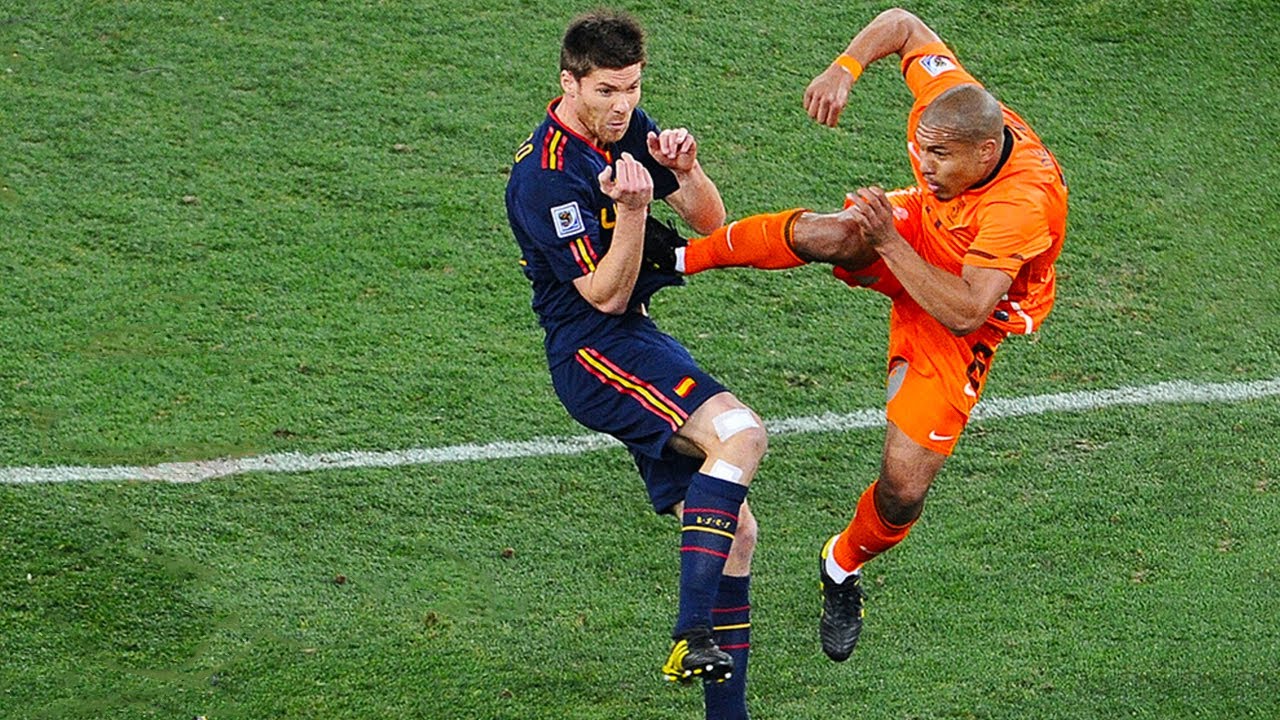 Top Iconic Moments in World Cup History 🌍