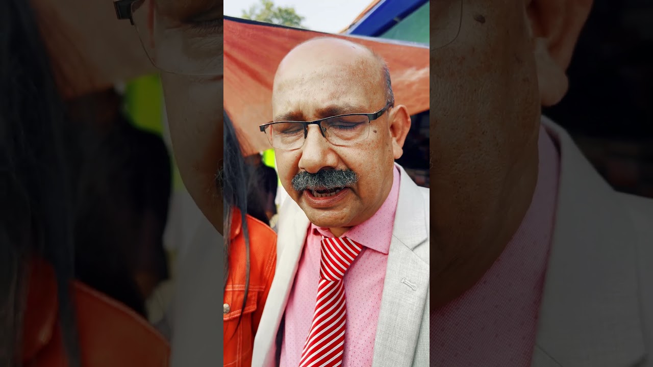 বই মেলায় ভাইরাল দম্পতি! হাসির ঝলক ও পারিবারিক আনন্দ 🎉