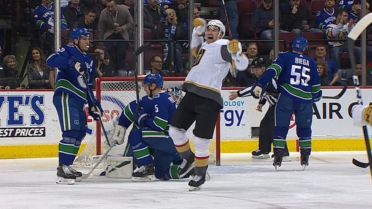 Mark Stone Scores First Goal as Golden Knight 🥅