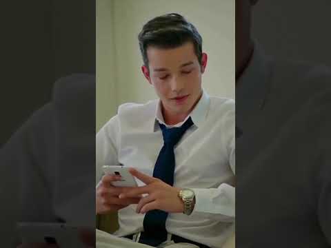 اجمل نظرات بنت يتمناه اي شاب