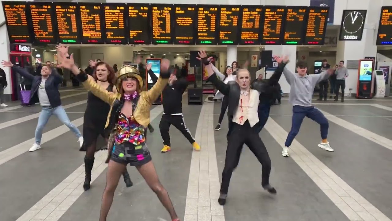 Rocky Horror Show Cast Performs at Birmingham New Street 🎭
