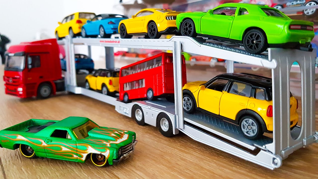 Unboxing & Showcasing Metal Car Transporter with Small Diecast Cars 🚗