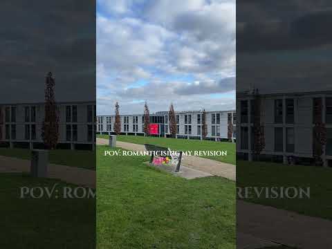 Entering my library girl era β¨π #universityofnottingham