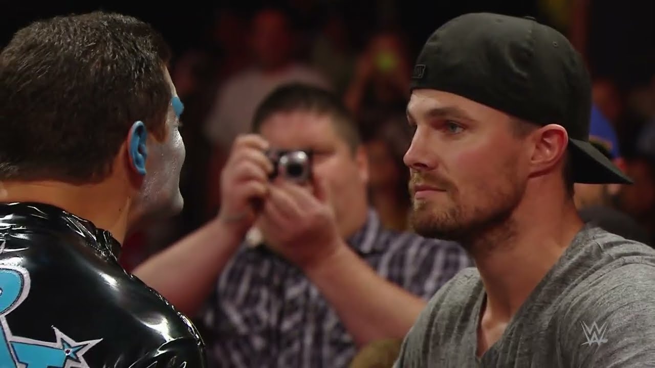 Cody Rhodes Attacks Stephen Amell on Raw (2015) 🥊