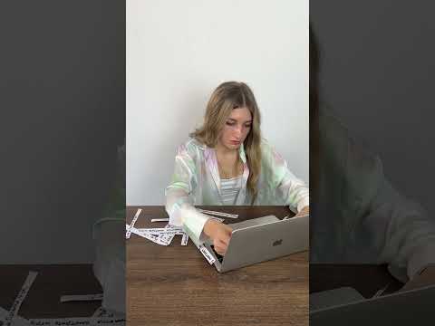 Как сделать так, чтобы в фильме были русские субтитры?