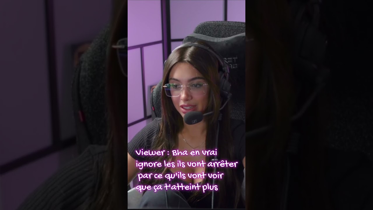 Julia Bayonetta Réagit à Ses Sauces Twitter et à Ses Haters 😲 #Part2