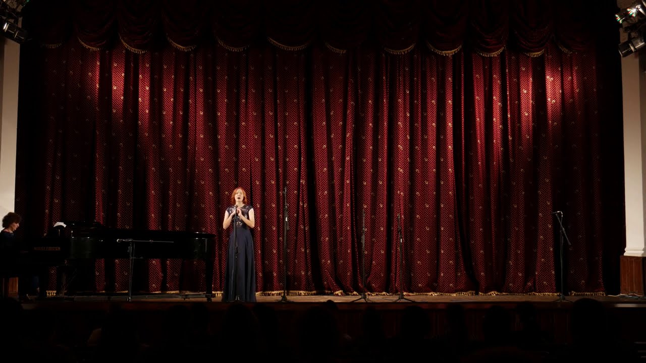 Анна Біланова - Лауреат конкурсу, студентка музичного коледжу 🎶