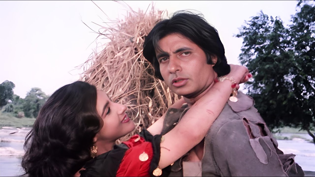 राजकुमारी को हुआ गरीब तांगेवाले से प्यार - धमाकेदार सीन - Amitabh Bachchan - Amrita Singh - Mard