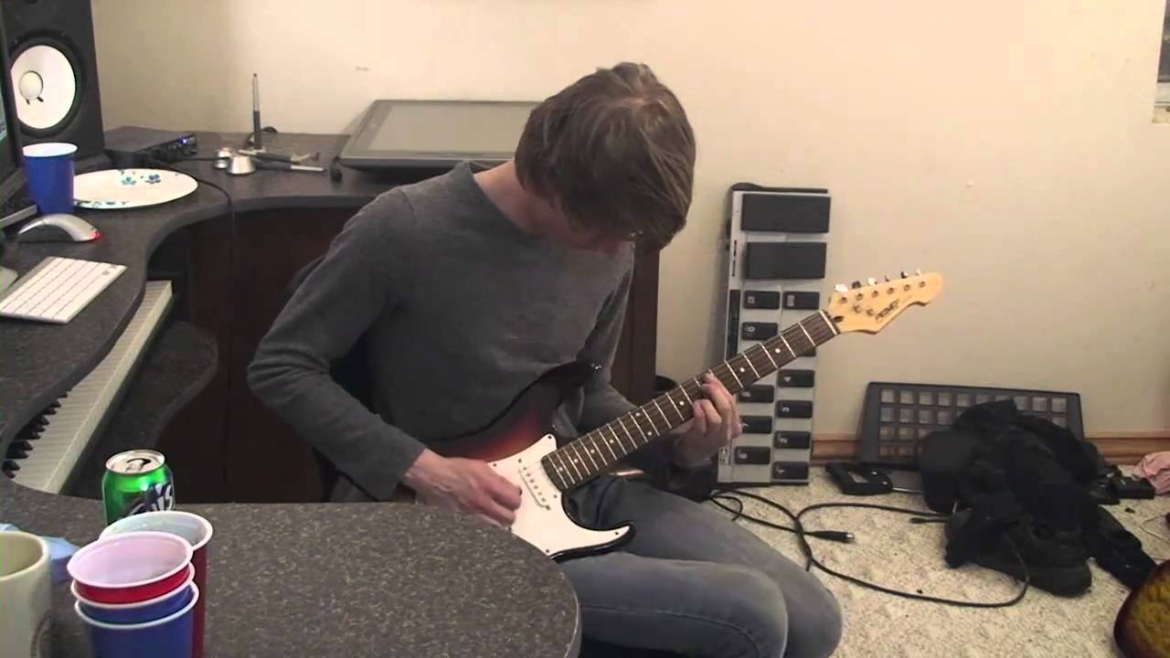 Dharmarr Playing His Fancy 6-String Fiddle 🎻