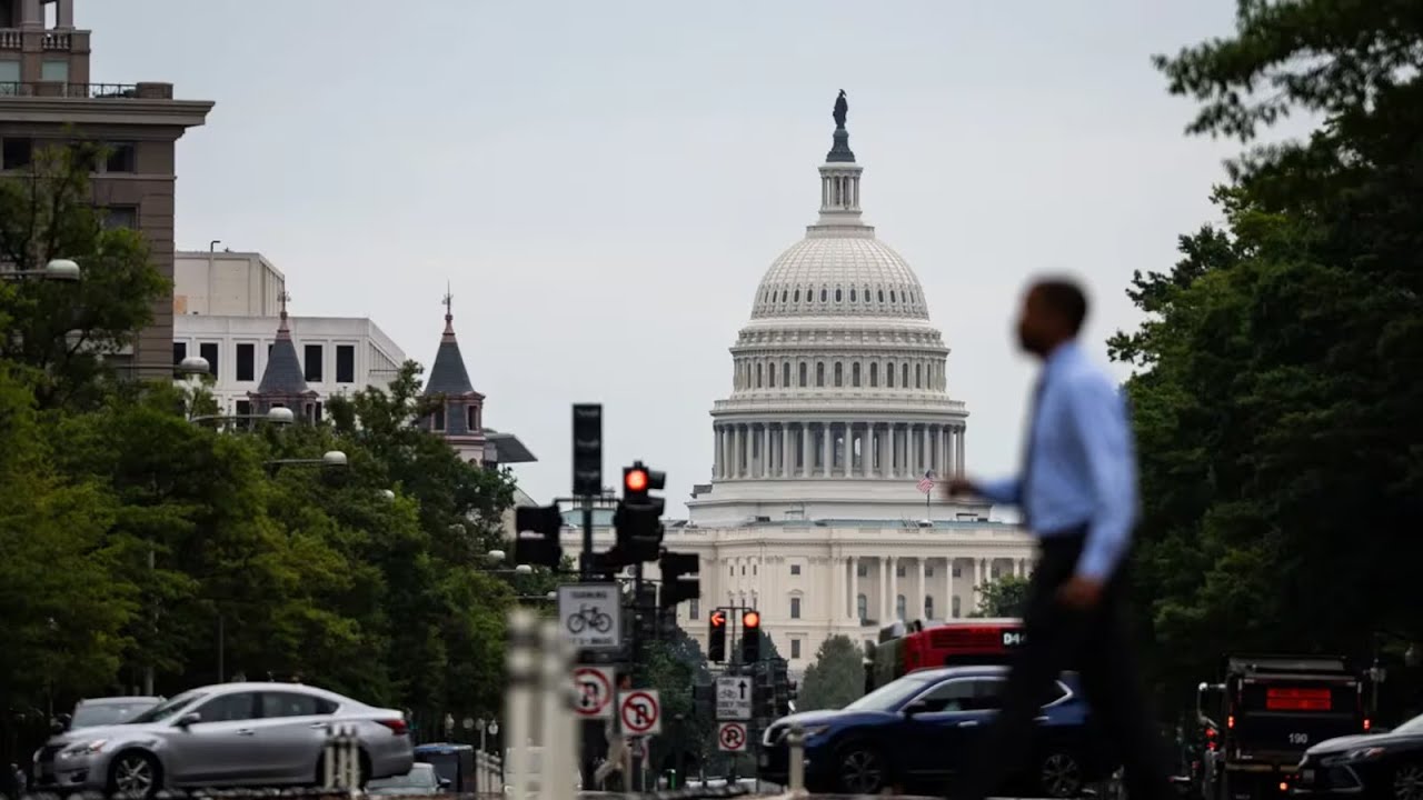 Auto Industry Faces Uncertainty Amid U.S. Shutdown 🚗