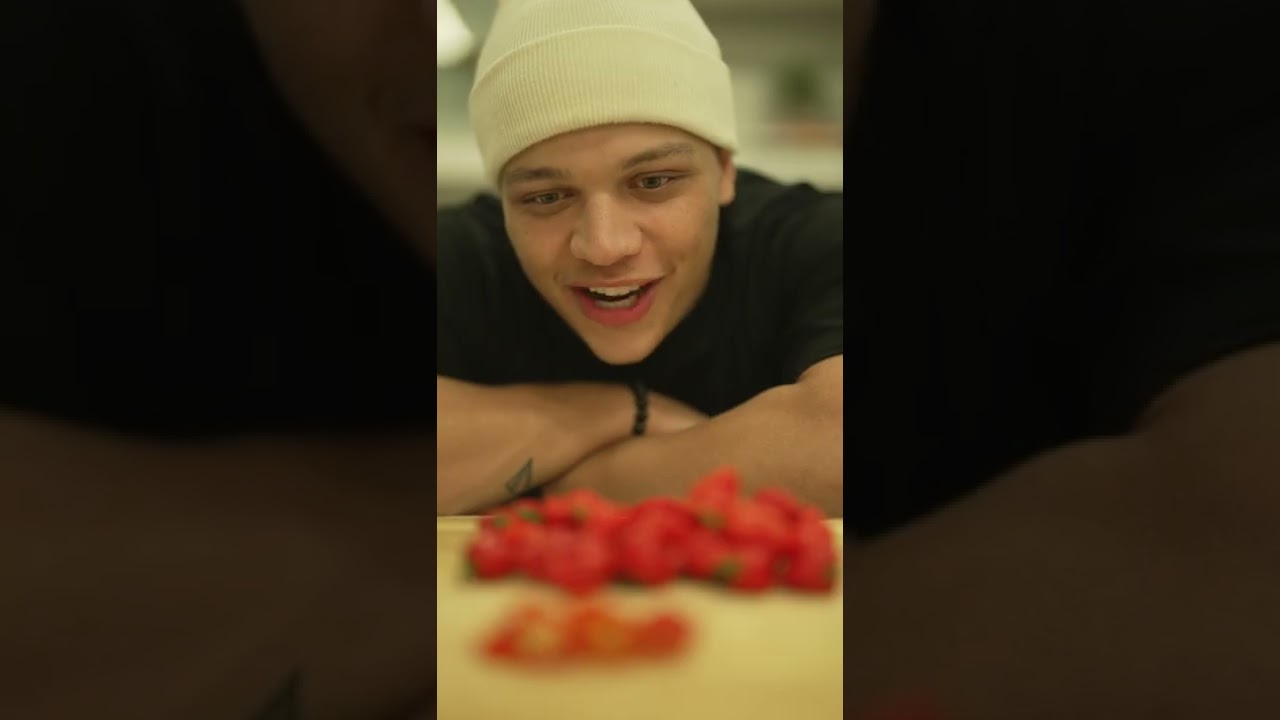 World's Hottest Wings Challenge with Spice King Cam