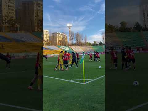 🤯🥶Сутичка у матчі Карпати - Рух #упл #карпати #рух