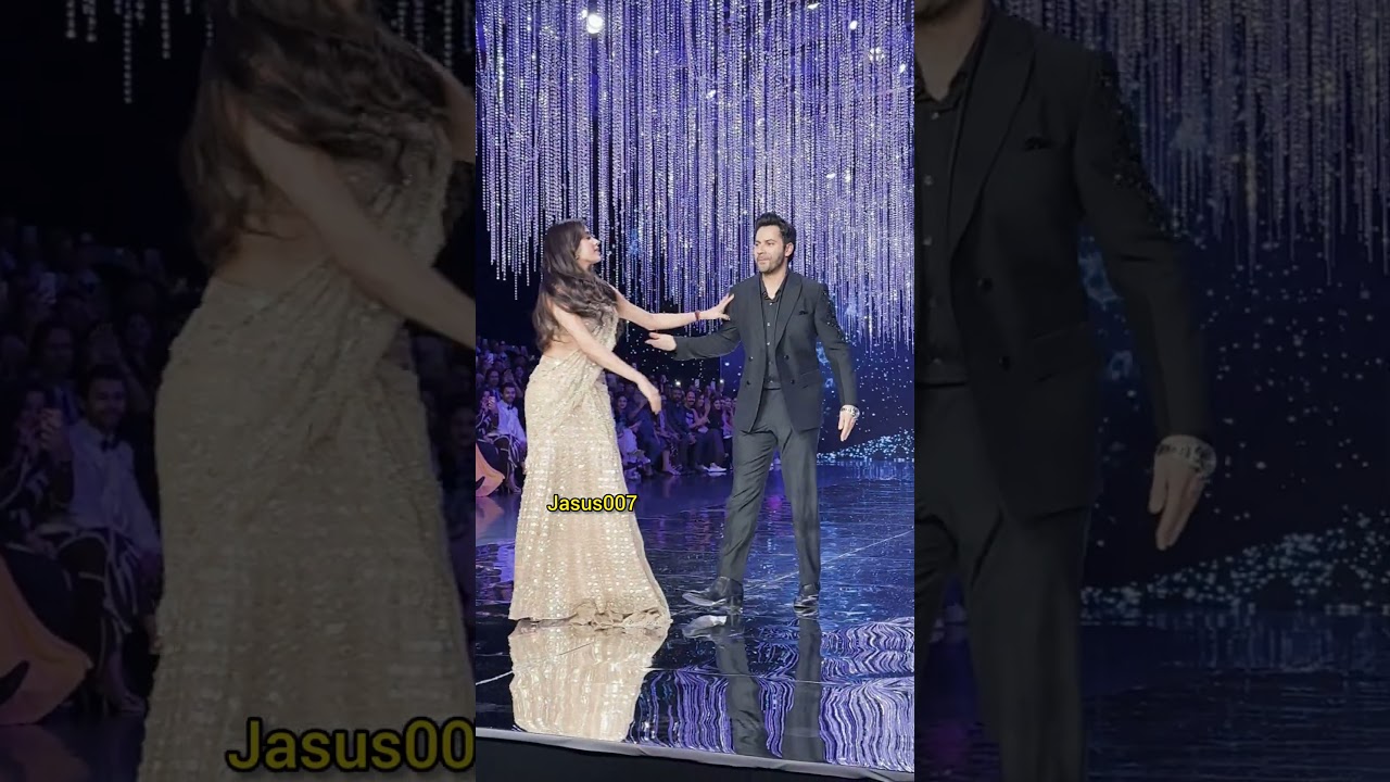 Ramp Walk Featuring Janhvi Kapoor and Varun Dhawan