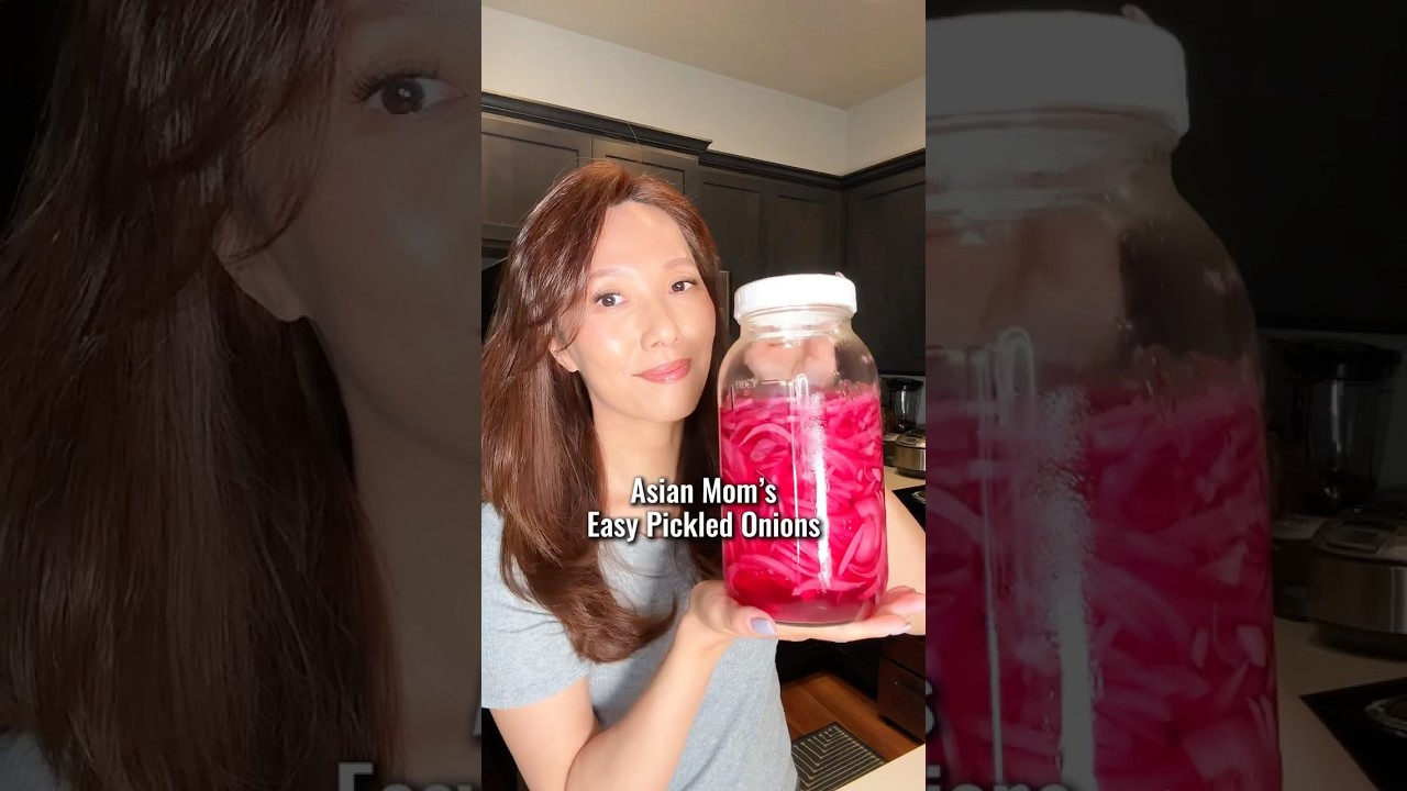 Asian Mom’s Easy Pickled Onions 🧅