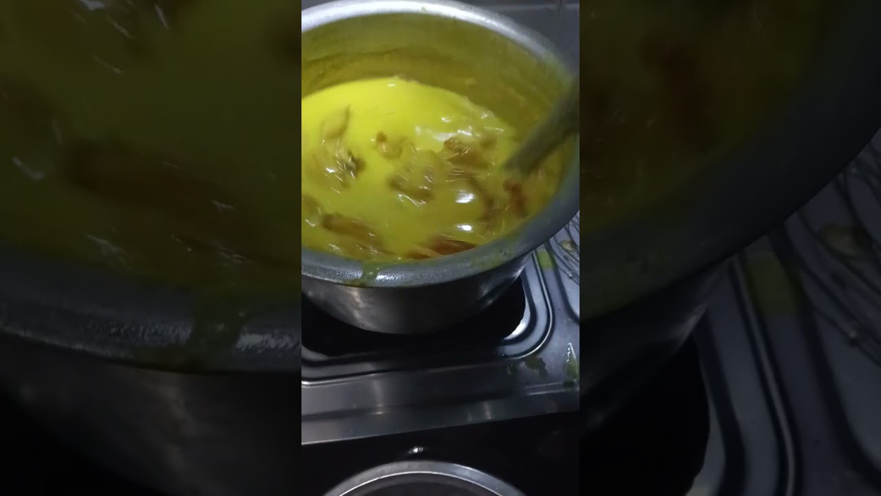 Rekha's Irresistible Onion Pakoras! 🥰🔥 #ViralShorts