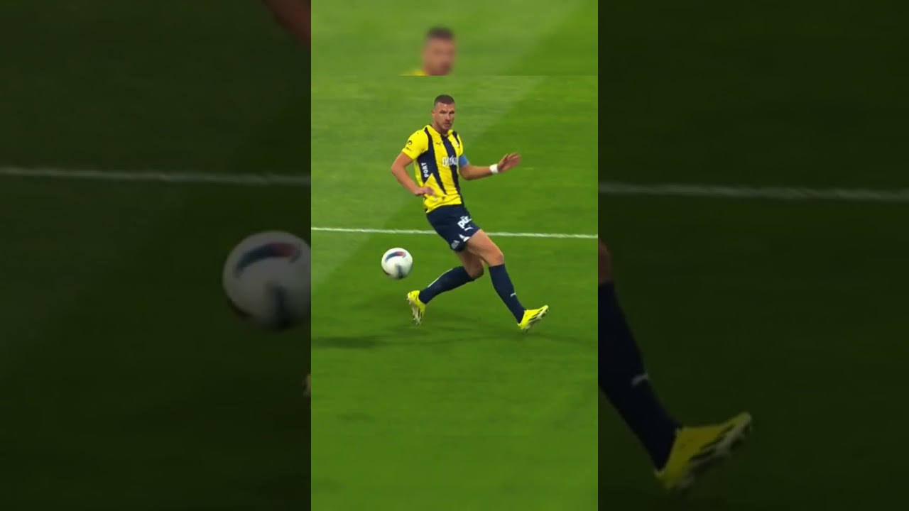 Emirhan's Stunning Goal Surprises Fans in Beşiktaş vs. Fenerbahçe ⚽