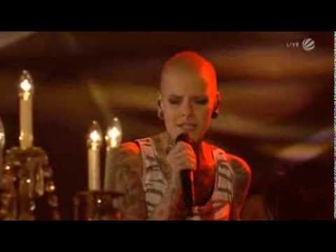 Judith van Hel & Tom Odell Perform 'Another Love' 🎤