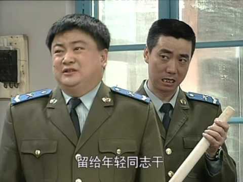 沙溢被代理班长折磨，洪剑涛为范明收拾烂摊子《炊事班的故事》第一季 第1集/ 经典军旅情景喜剧