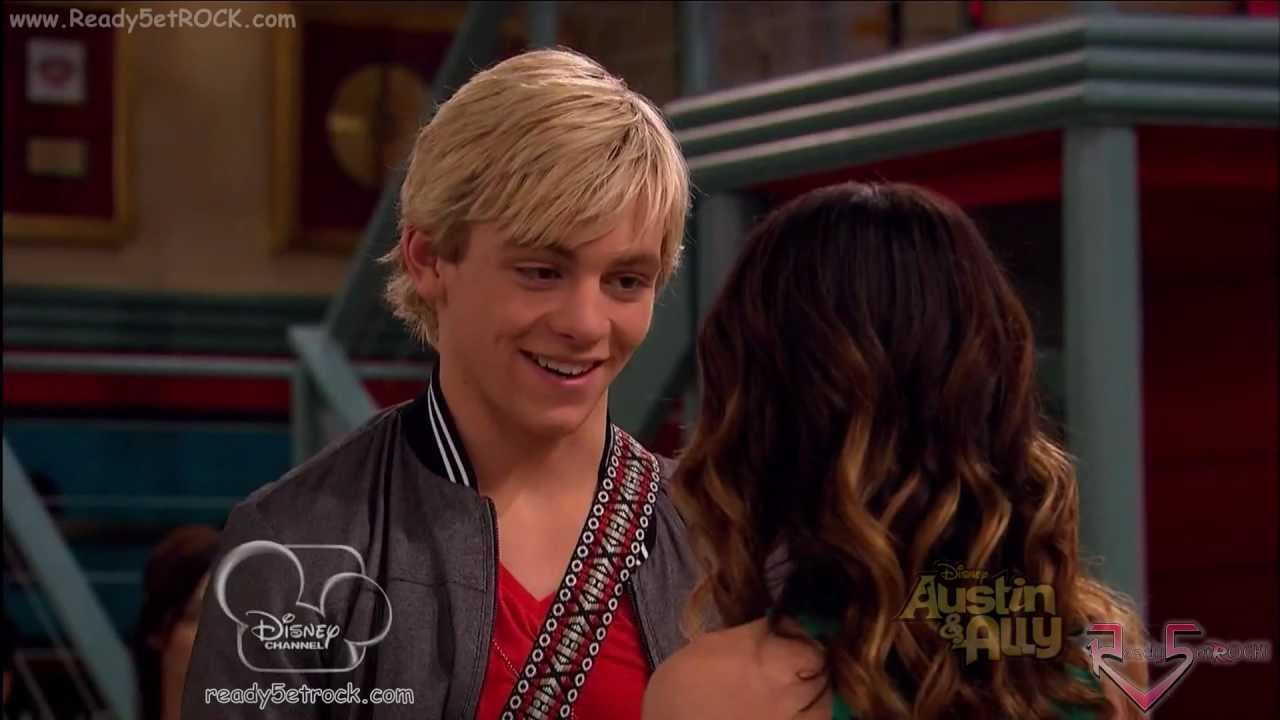 Austin Moon Sings 'I Think About You' 🎶