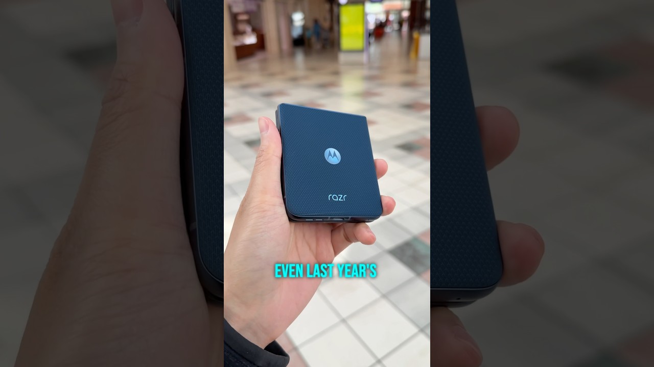 Is the Motorola RAZR 2025 Worth Buying? 🤔