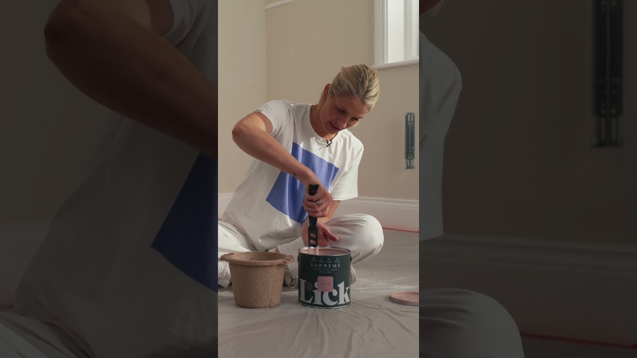 Master Colour Drenching for a Cozy Room 🎨