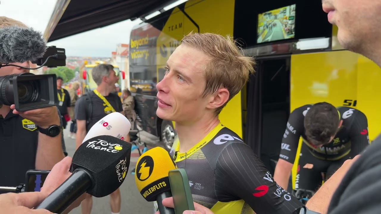 Jonas Vingegaard Jokes About Switching to Sprinting After Third Place 🥉