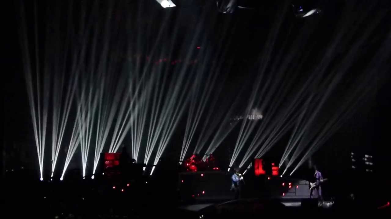 Indochine - Black City Parade Live at Le Dôme, Marseille (30 November 2013)