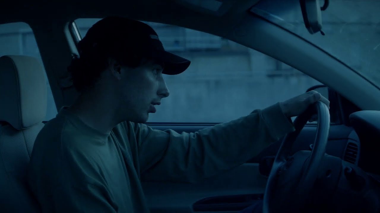 Why Do Feelings Hit Hardest at Night? Ollie Explains 🌙