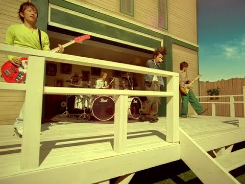 L'Arc～en～Ciel「Link」Music Video (2005)