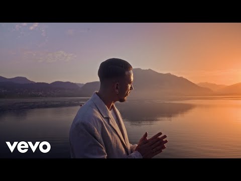 Vegas Jones - Luce (Visual Video)