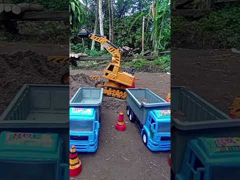 truk Tronton beko excavator #shorts #youtubeshorts #trukmainan #trending #viral #membersihkanmainan