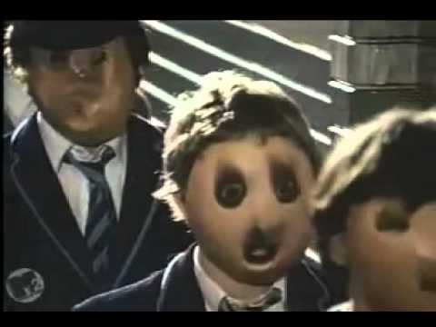 Pink Floyd - Another Brick in the Wall Official Video 🎶