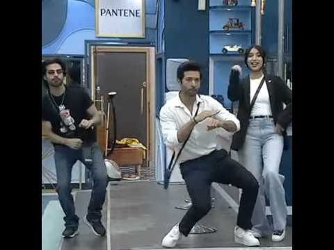 Tamasha S3: Aqeel Arslan & Humna's Dance 🎶