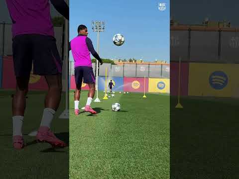 Freestylin' 🤹♂️ #fcbarcelona #fcb #shorts