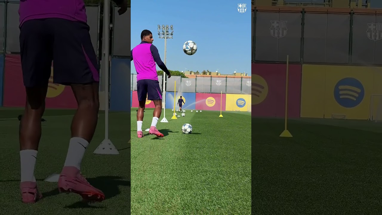 Freestyle Skills & Highlights 🤹‍♂️ | FC Barcelona Shorts