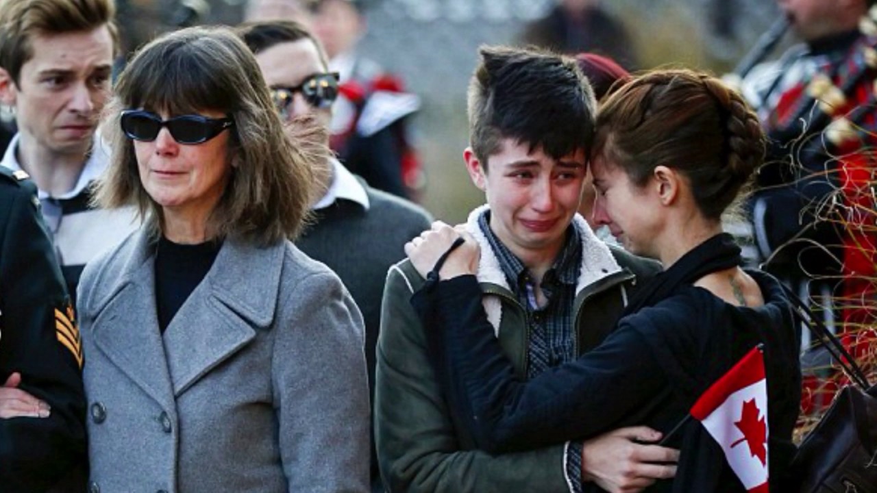 Soldiers Cry: A Moving Remembrance Day Song π¨π¦