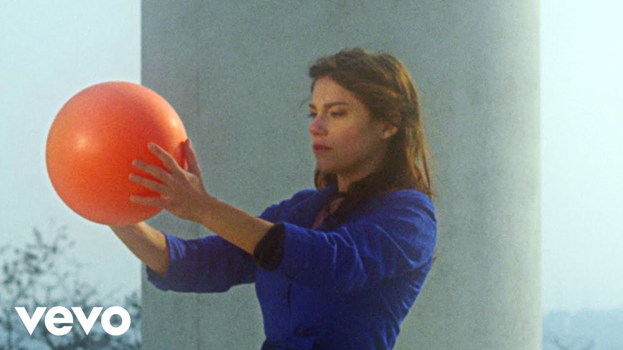 Kazy Lambist & Glasses Present 'Love Song' 🎶 | New Album 'MODA' & Upcoming Olympia Show