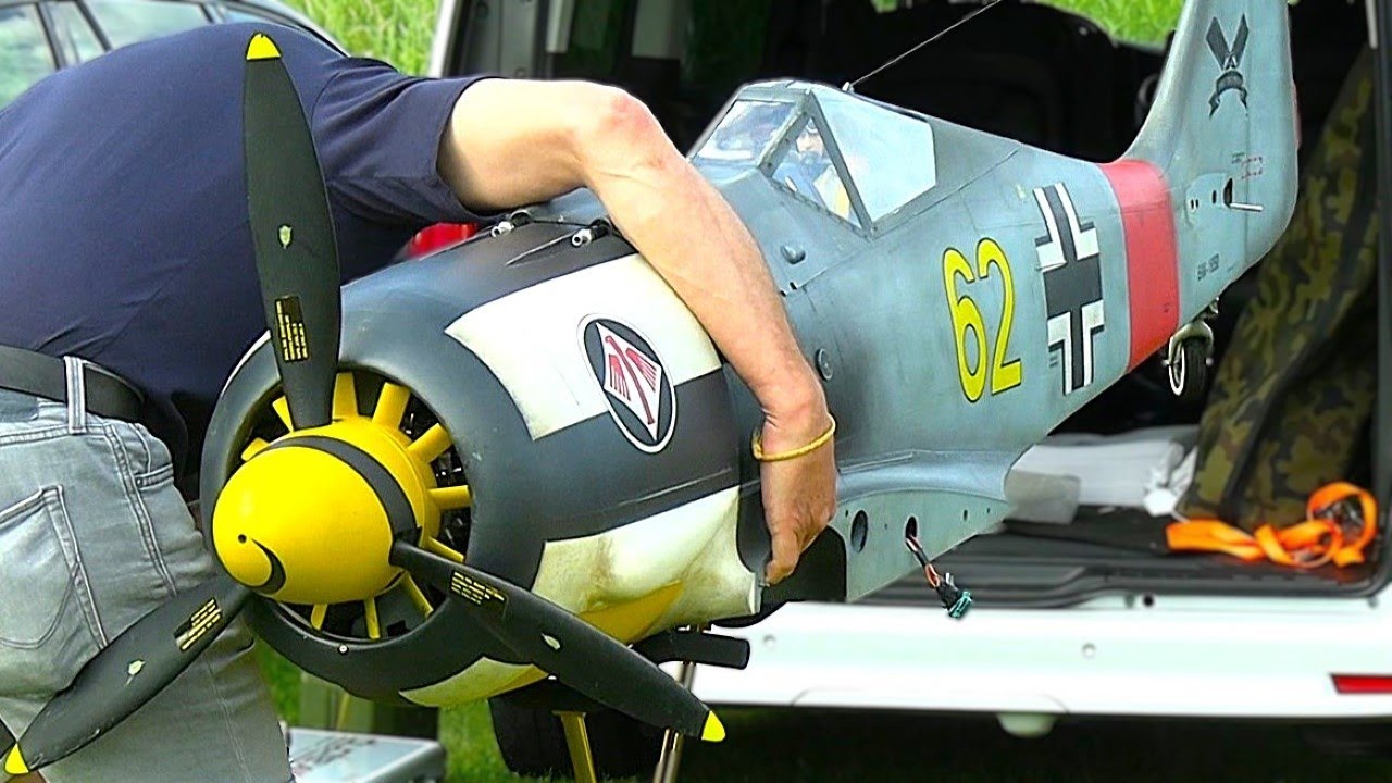 Warbird Meeting 2025 Oberkulm ✈️: Spectacular RC Fighters & Bombers Take Flight