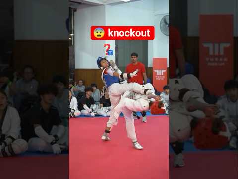 Taekwondo knockout fight 🤯 #knockout #kick #fighter #taekwondo #martialarts #sports #viralvideos