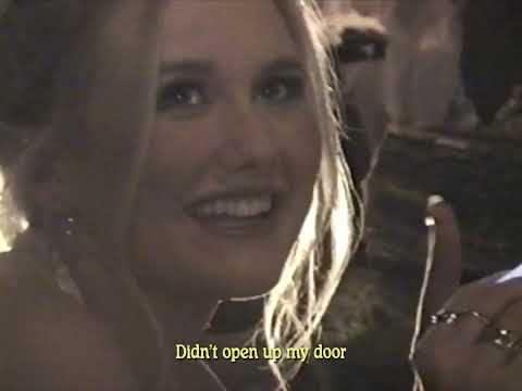 Elizabeth Nichols - Ain't Country (Official Lyric Video)