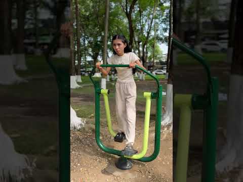 LNS - Đấu cùng dụng cụ tập thể dục || Compete with exercise equipment #shorts