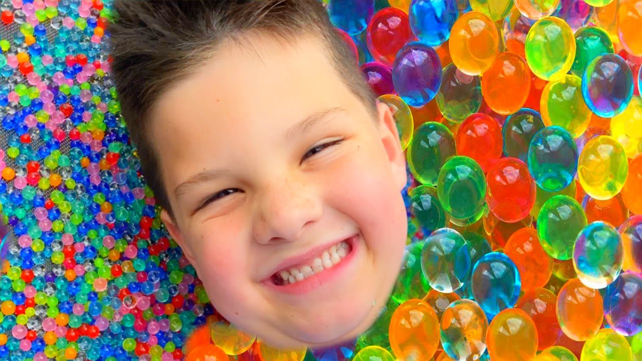 Caleb and Aubrey Grow Giant Orbeez & Have a Blast with Balloon Pops on the Trampoline! 🎈