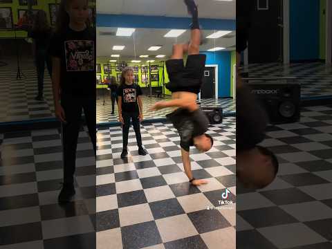 Double 90s Tutorial 📚📚 #breakdance #bboy #bgirl #powermoves #90s #dance #tutorial #dancetutorial