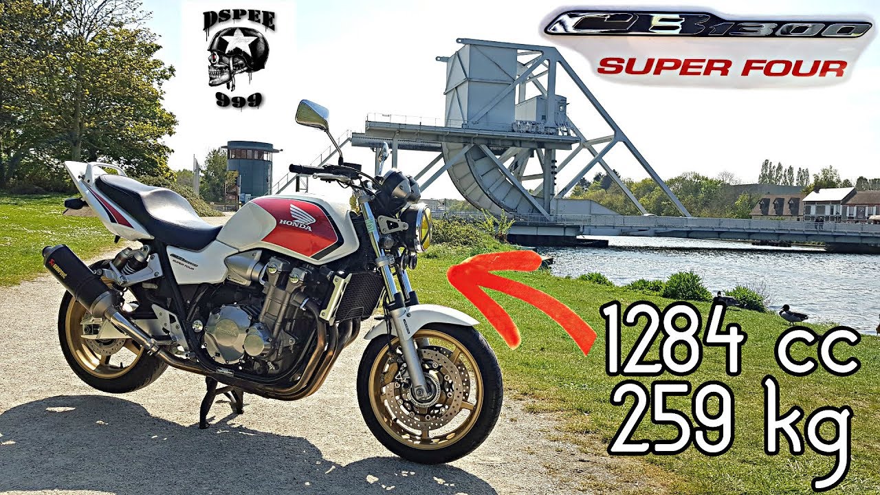 Honda CB 1300 Super Four: La plus grosse CB de l'histoire 🥴
